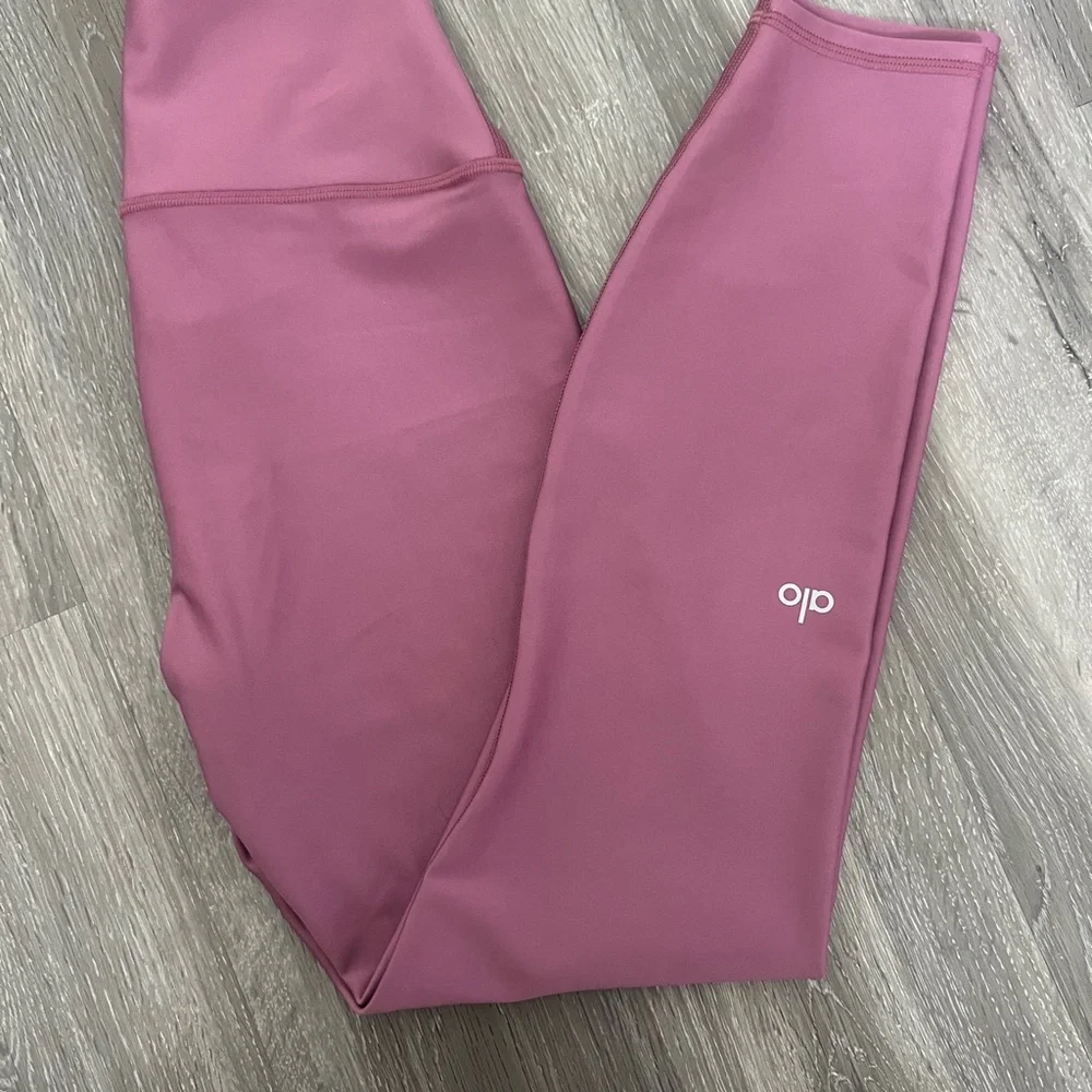 ALO Yoga High-Waist Airlift leggings small 7/8